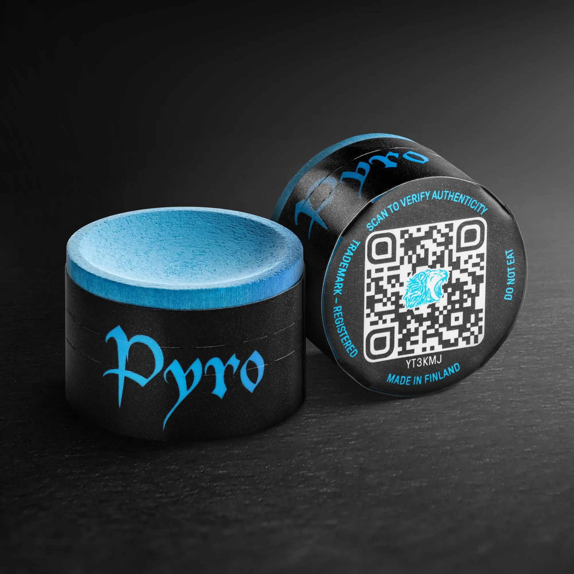 TAOM Pyro チョーク、ケース&ホルダーセット Taom Pyro Chalk - Taom Billiards